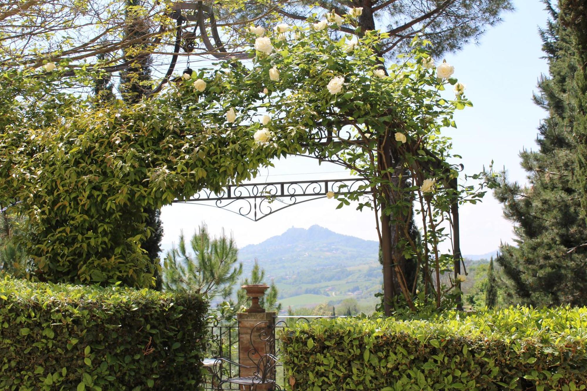 Palazzo Del Poggiano Bed and Breakfast Poggio Berni Exterior foto